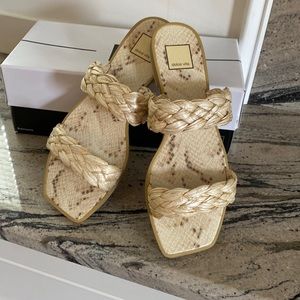 New Dolce Vita Raffia Sandal size 9